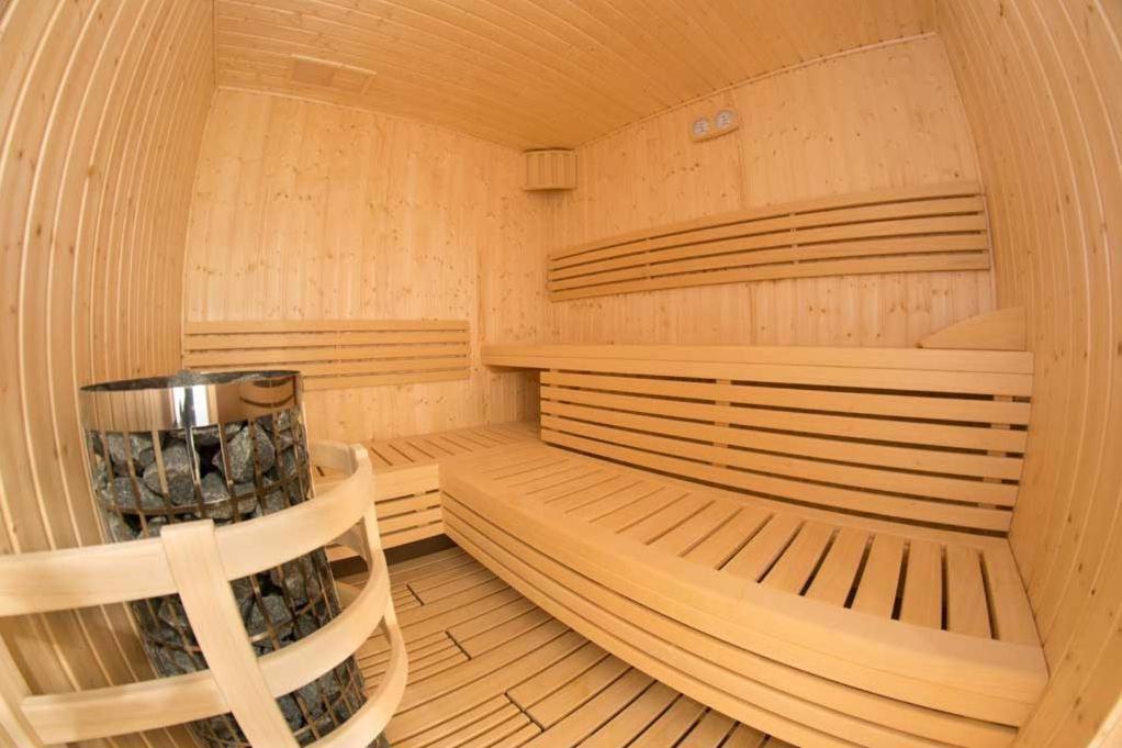 Palac Mysleta Uzdowo Εξωτερικό φωτογραφία