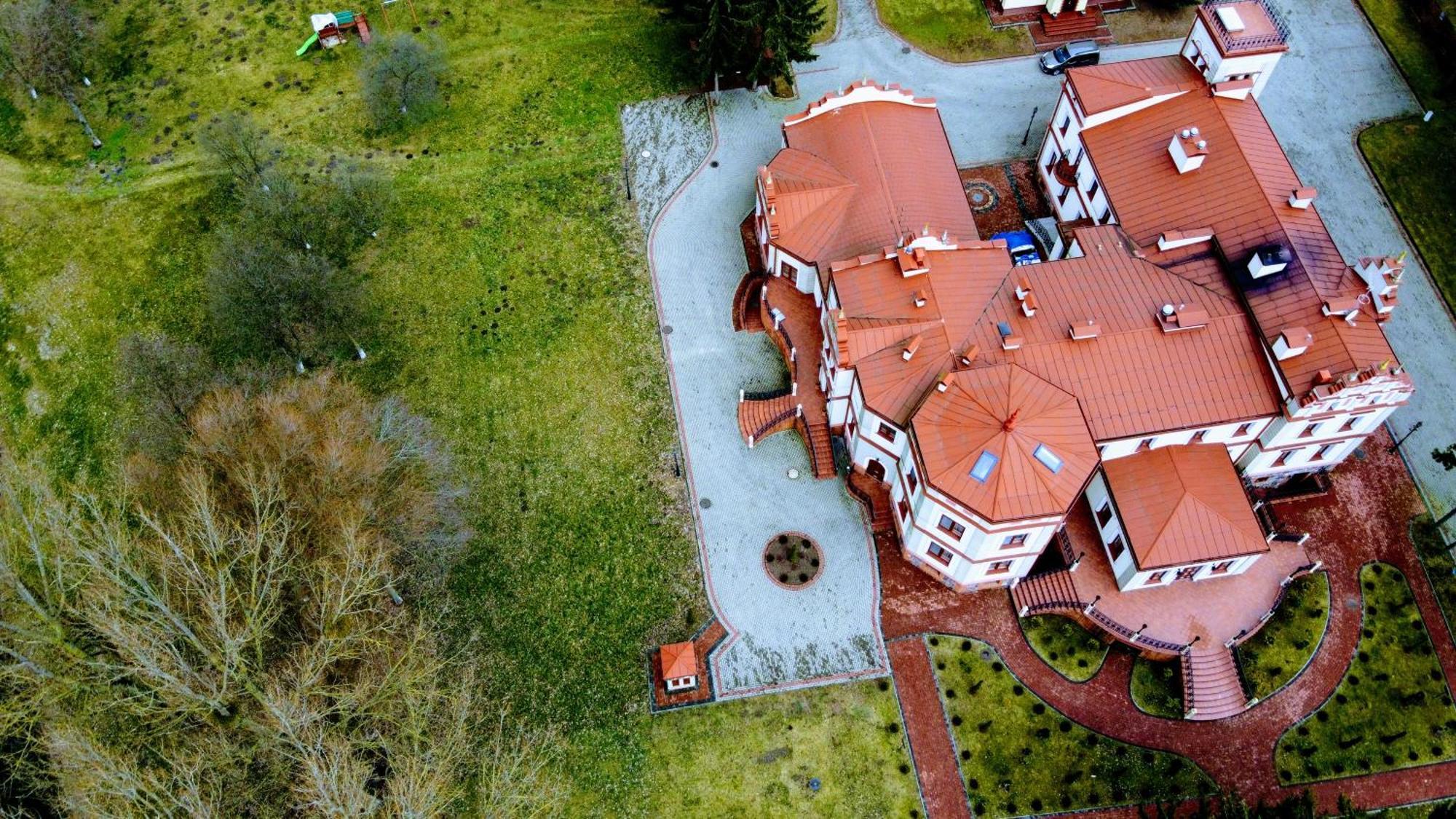 Palac Mysleta Uzdowo Εξωτερικό φωτογραφία